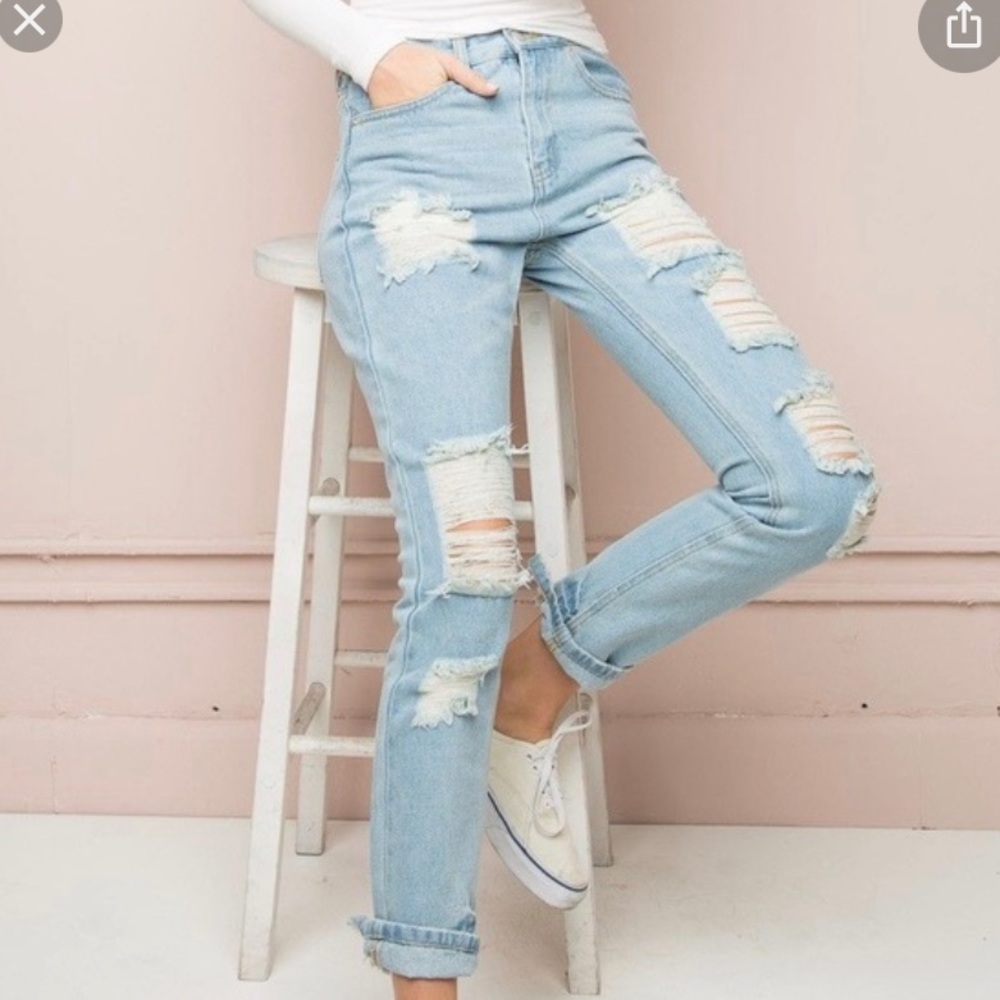 Brandy Melville distressed jeans